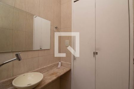 Lavabo - Sala de casa para alugar com 4 quartos, 400m² em Jardim Terezopolis, Guarulhos