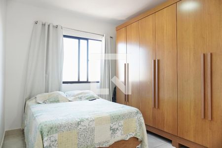 Suíte  de apartamento à venda com 2 quartos, 70m² em Jardim Industrial, Contagem