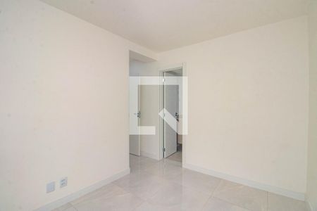 Suíte de apartamento para alugar com 2 quartos, 50m² em Jardim Sabará, Porto Alegre