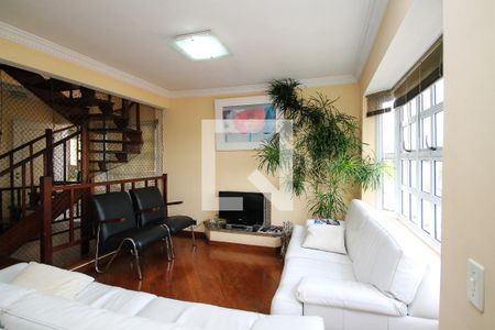 Sala de Estar de casa de condomínio para alugar com 4 quartos, 180m² em Granja Viana, Cotia