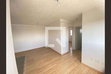 Sala de apartamento para alugar com 2 quartos, 48m² em Cidade Vera Cruz, Aparecida de Goiânia