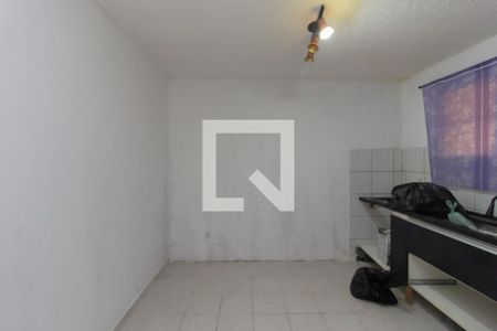 Cozinha de apartamento para alugar com 2 quartos, 55m² em Conjunto Habitacional Sitio Conceicao, São Paulo