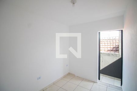 QUARTO 1 de casa para alugar com 2 quartos, 35m² em Vila Guilherme, São Paulo