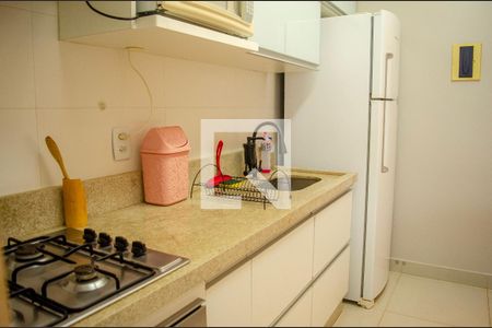 Cozinha de apartamento à venda com 2 quartos, 55m² em Jardim Goiás, Goiânia