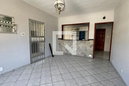 Sala de casa para alugar com 4 quartos, 200m² em Parque Beira Mar, Duque de Caxias