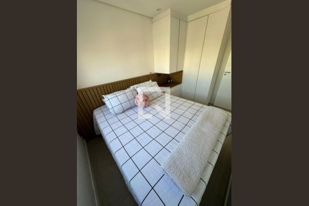 Quarto de apartamento à venda com 2 quartos, 47m² em Quitaúna, Osasco
