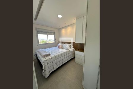 Quarto de apartamento à venda com 2 quartos, 47m² em Quitaúna, Osasco