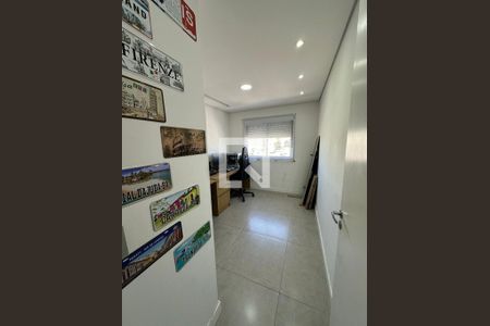 Quarto de apartamento à venda com 2 quartos, 47m² em Quitaúna, Osasco