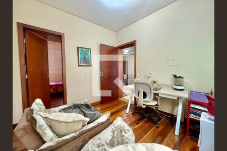 Casa à venda com 4 quartos, 320m² em Aparecida, Belo Horizonte