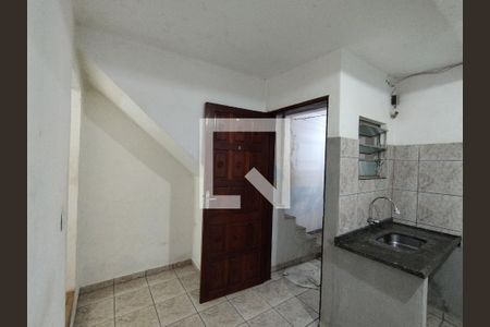 Sala/Cozinha de casa para alugar com 1 quarto, 50m² em Vila Heliopolis, São Paulo
