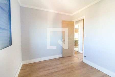 Quarto 1 de apartamento para alugar com 2 quartos, 48m² em Jardim Fiorelo, São Paulo