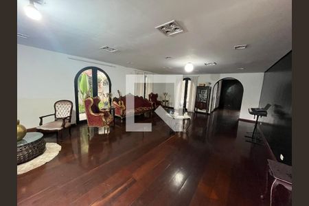Sala 2 de casa para alugar com 3 quartos, 1000m² em Real Parque, São Paulo