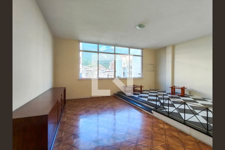 Sala de apartamento para alugar com 2 quartos, 130m² em Tijuca, Rio de Janeiro
