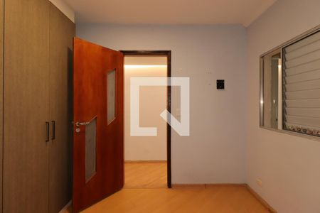 Quarto 2 de casa para alugar com 4 quartos, 454m² em Jardim Las Vegas, Santo André