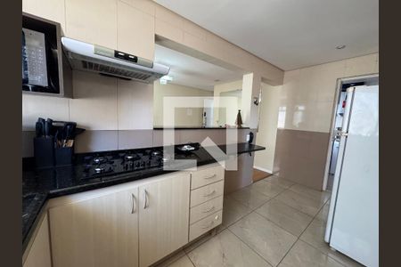 Cozinha de apartamento à venda com 2 quartos, 74m² em Presidente Altino, Osasco