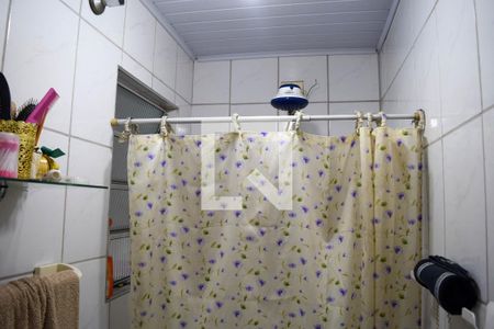 Banheiro de casa à venda com 3 quartos, 125m² em Vila Esperança, São Paulo