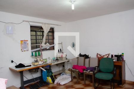 Casa à venda com 3 quartos, 135m² em Jardim Paraguacu, São Paulo
