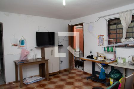 Casa à venda com 3 quartos, 135m² em Jardim Paraguacu, São Paulo