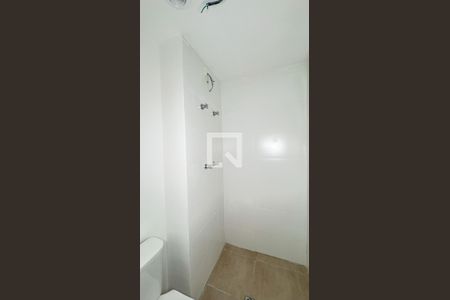 Banheiro de kitnet/studio à venda com 1 quarto, 24m² em Vila Congonhas, São Paulo