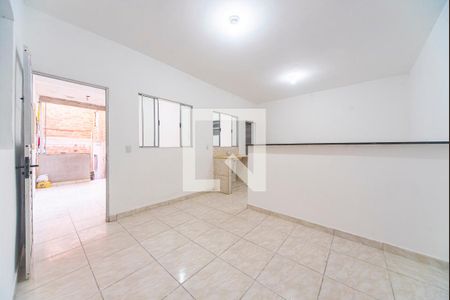 Sala de casa para alugar com 1 quarto, 70m² em Vila Palmares, Santo André