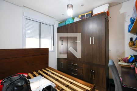 Quarto 1 de apartamento para alugar com 2 quartos, 44m² em Jardim Monte Alegre, Taboão da Serra