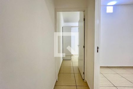 Corredor de apartamento para alugar com 2 quartos, 73m² em Jardim Jabaquara, São Paulo