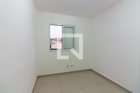 Quarto 1 de apartamento para alugar com 2 quartos, 51m² em Jaguaribe, Osasco
