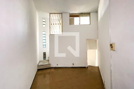 Sala de casa para alugar com 1 quarto, 45m² em Prado, Belo Horizonte
