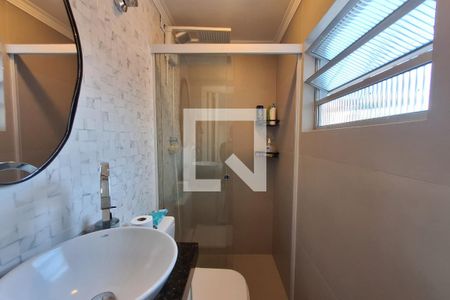 Banheiro da Suíte de casa à venda com 5 quartos, 224m² em Jardim Monte Libano, Santo André