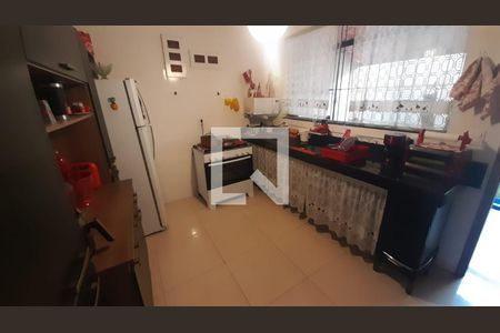 Cozinha de casa à venda com 3 quartos, 110m² em Parque Xangri-lá, Contagem