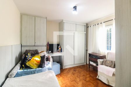 Quarto 2 de casa à venda com 2 quartos, 200m² em Vila Carrão, São Paulo