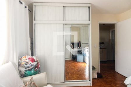 Quarto 2 de casa à venda com 2 quartos, 200m² em Vila Carrão, São Paulo