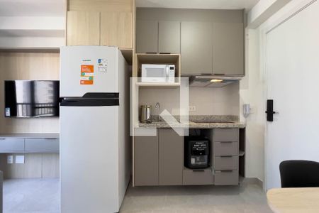 Sala e cozinha de apartamento para alugar com 1 quarto, 27m² em Ipiranga, São Paulo