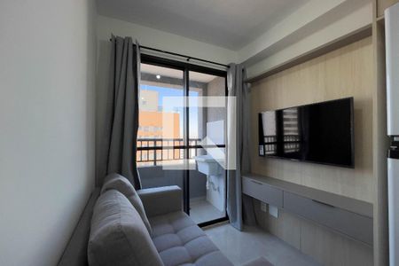 Sala e cozinha de apartamento para alugar com 1 quarto, 27m² em Ipiranga, São Paulo
