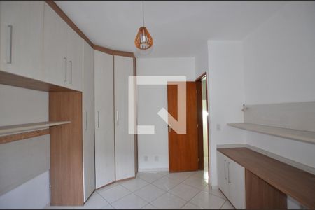 Quarto 1 de casa à venda com 2 quartos, 74m² em Vila Valqueire, Rio de Janeiro