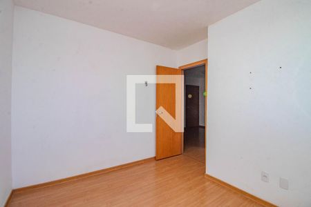 Quarto 1 de apartamento para alugar com 2 quartos, 50m² em Mário Quintana, Porto Alegre