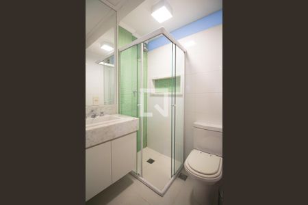Banheiro de apartamento para alugar com 2 quartos, 74m² em Indianópolis, São Paulo