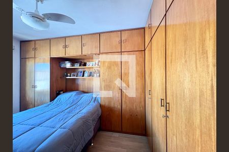 Suíte  de casa à venda com 3 quartos, 140m² em Jardim Santo Elias, São Paulo