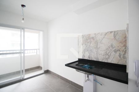 Cozinha de kitnet/studio para alugar com 1 quarto, 24m² em Vila Nova Conceição, São Paulo