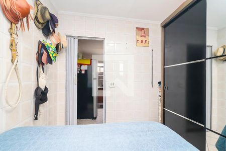 Quarto 1 de apartamento para alugar com 2 quartos, 64m² em Conjunto Residencial José Bonifácio, São Paulo