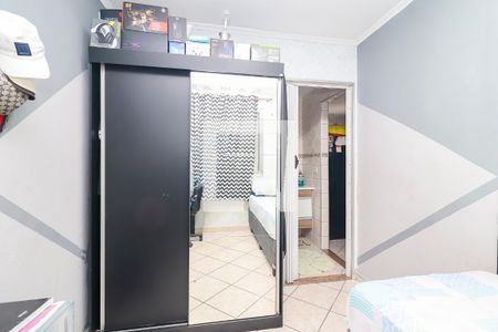 Quarto 2 de apartamento para alugar com 2 quartos, 64m² em Conjunto Residencial José Bonifácio, São Paulo