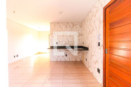 Sala/Cozinha de apartamento para alugar com 2 quartos, 40m² em Jardim Casa Pintada, São Paulo