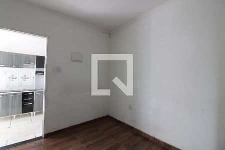Sala  /  casa 1 de casa à venda com 2 quartos, 300m² em Vila Ponte Rasa, São Paulo