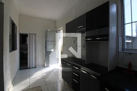 Cozinha / casa 1 de casa à venda com 2 quartos, 300m² em Vila Ponte Rasa, São Paulo