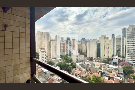 Varanda de apartamento à venda com 1 quarto, 43m² em Pinheiros, São Paulo