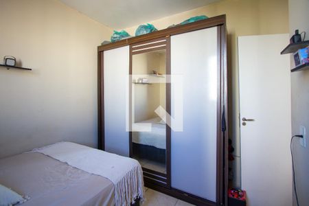 Quarto 1 de apartamento para alugar com 2 quartos, 50m² em Vista Alegre, São Gonçalo