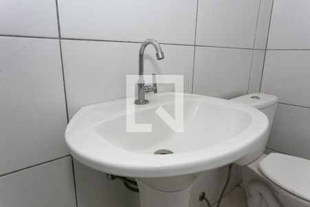 Banheiro de kitnet/studio para alugar com 1 quarto, 30m² em Mooca, São Paulo