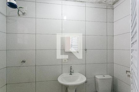 Banheiro de kitnet/studio para alugar com 1 quarto, 21m² em Mooca, São Paulo
