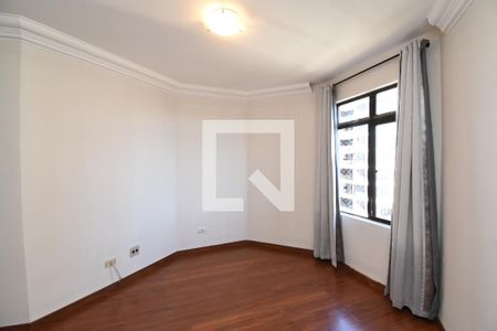 Quarto 1 de apartamento à venda com 2 quartos, 74m² em Bacacheri, Curitiba