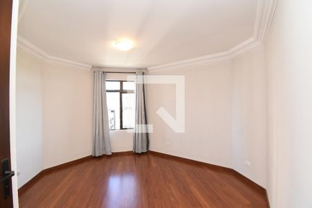 Quarto 1 de apartamento à venda com 2 quartos, 74m² em Bacacheri, Curitiba